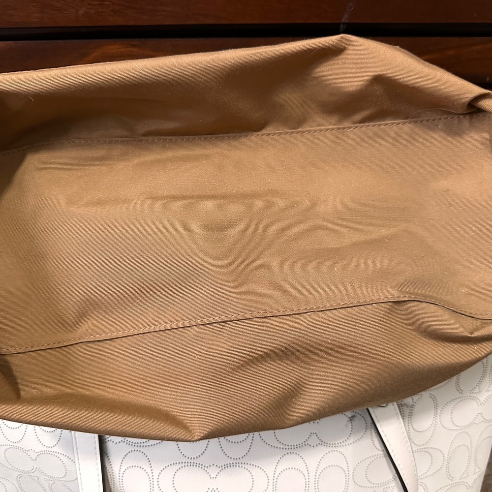 Coach Ivory Signature C Gallery Tote - Picture 10 of 14